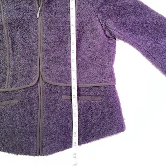 Classiques Entier unique, tailored navy blazer with black trim XS - Picture 15 of 16